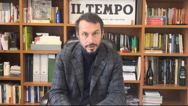 L'assurda polemica sul ministro Lollobrigida e la fermata a Ciampino