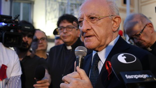 De Luca ospite di Renzi rottama il Pd di Schlein: linea totalmente bocciata