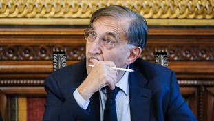 Cgil e Anpi scivolano sulla prima alla Scala. Protestano perché non vogliono La Russa