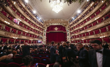 Una farsa studiata a tavolino. La Scala, Feltri svela le bugie della sinistra
