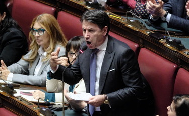 Non lo voterò. Conte bifronte cambia idea sul Mes