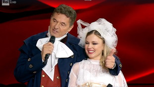 Una figura così non la faccio. Teo Mammuccari si ribella e minaccia Milly Carlucci