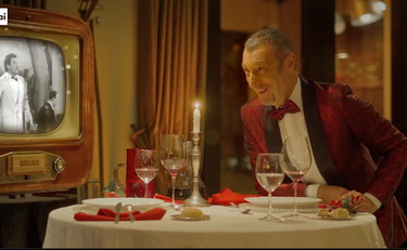 Cosa dice nel promo. Sanremo, lo scherzo di Amadeus nel primo spot