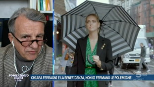 “Non si può vivere sovraesposti, sennò....”. Lo psichiatra bastona Chiara Ferragni