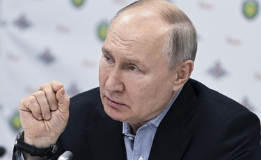 Li spazziamo via: Putin minaccia l'Ucraina. E sui mezzi di distruzione...