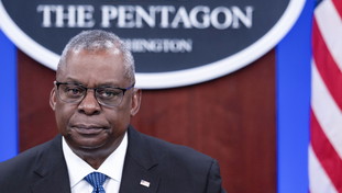 Scandalo negli Usa per il ricovero segreto del capo del Pentagono: neanche Biden sapeva