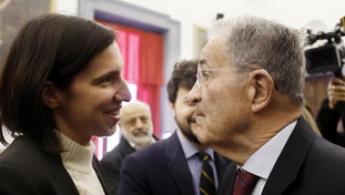 Non c'è partita. I sondaggisti stroncano la candidata Schlein