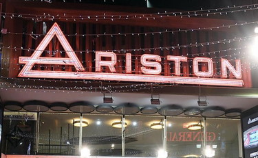 Chi condurrà Sanremo 2025, le voci sul prossimo Festival