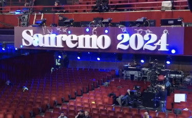 Sul palco sorprese per gli ospiti, Sanremo, Castelli rivela: cosa succederà