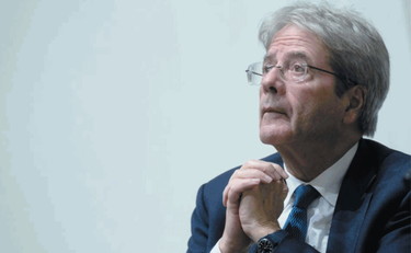 Gentiloni fa già il segretario Pd e attacca le piccole patrie