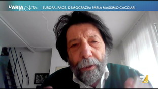 Senza uno straccio di idea, mai una coalizione: Cacciari frusta Schlein e Conte