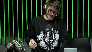 La solita pu***nata!, Cruciani all'assalto di Amadeus: sfogo micidiale