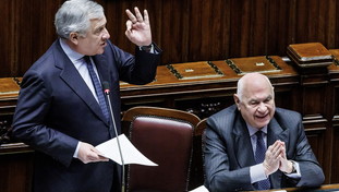 Ambasciata non idonea per i domiciliari, botta e risposta Tajani-Pd su Salis