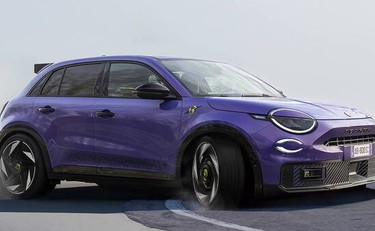 Nuova Abarth 600e Scorpionissima