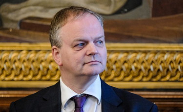 È una vergogna. Schmidt contro Nardella: scoppia il caso Firenze