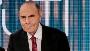 Confini insuperabili: Vespa fulmina De Luca. E tira in ballo Schlein