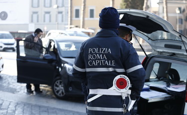Roma, più multe e meno incassi