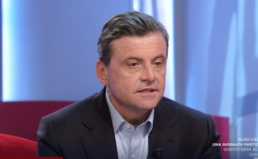 Perché mi minacciano sui social. La confessione di Carlo Calenda