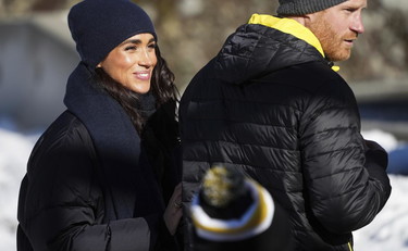 Harry sconvolto per la malattia di re Carlo. Il diktat di Meghan: Contraria