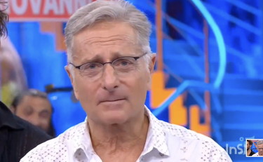 Perdonatemi. Bonolis si commuove per l'ultima puntata di Ciao Darwin