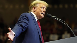 Trump annienta Biden nel sondaggio: incubo dem, disastro per il presidente