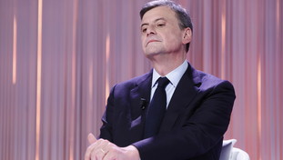 L'assurdo piano di Calenda per entrare nel governo. Il retroscena e la corte a Meloni