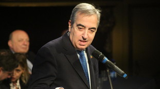 Provvedimenti drastici. Caso Ceccherini, cosa chiede Gasparri