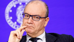 Schlein attacca sulla scuola, Valditara la fulmina: “Parla senza conoscere ciò che critica”