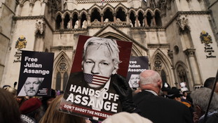 Assange può ancora farcela: ultima speranza sull'estradizione negli Usa