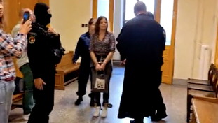 Ilaria Salis non torna in Italia: la decisione del giudice ungherese la gela