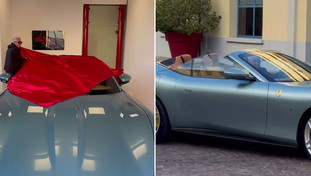 “Ma quale primo in Italia…”. Fedez ostenta la Ferrari, ma viene sbugiardato