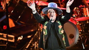 “Allucinante rottura di...”. Zucchero disintegra Sanremo: affondo mai visto