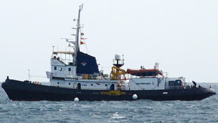 “Non ci fai paura”. Il leader dell'ong schiuma di rabbia: con chi se la prende