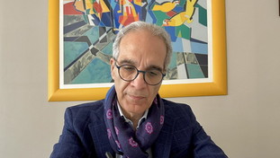 Terremoto a Bari, in arresto l'ex assessore di Emiliano. Soldi per gli appalti, sinistra senza pace