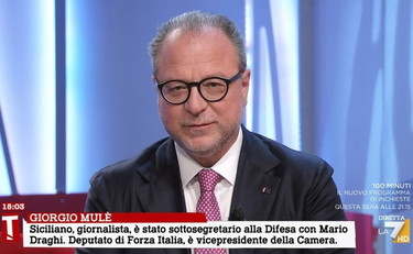 C'è fantasma formaggino. Caso Scurati, l'affondo di Mulè: chi colpisce