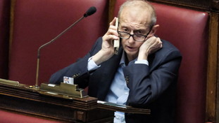 Spunta il video di Fassino: Si ipotizza il furto, cosa hanno ripreso in aeroporto