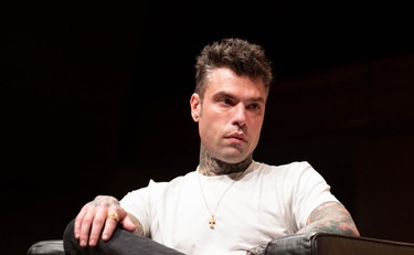 Fedez, cosa trapela dalle indagini: che faceva la notte del pestaggio