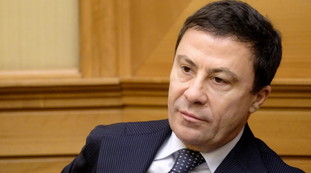 Sarà dura restare governatore. Caso Toti, la profezia di Italo Bocchino