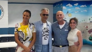 Andrea Bocelli festeggia il rientro di Chico Forti in Italia: la speranza che diventa realtà