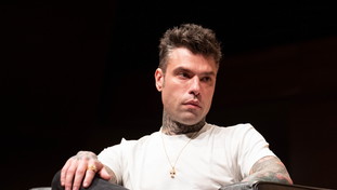 “Più grave del previsto”. Allarme per la salute di Fedez: la verità dopo la bomba di Corona