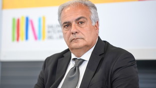 L'ultima sparata di papà Salis contro il centrodestra. “Idea folle”, perché se la prende | GUARDA