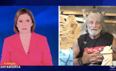 Lezione a De Luca: Corona promuove Meloni. Poi toglie il freno: Come lo saluterei