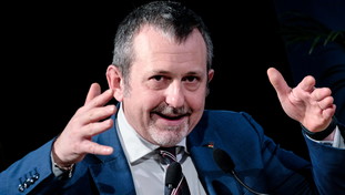 “La sinistra odia le forze dell'ordine”. Delmastro svela i motivi di fango e polemiche