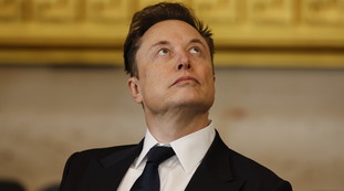 Anche tu hai bisogno del fact checking. Perfino L'Espresso difende Musk