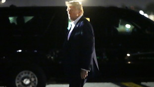 Stop di Bogotà agli aerei dei migranti, l'ira di Trump: Ritorsione d'emergenza