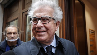 “Il Pd di Schlein è fiacco e inadatto a guidare il centrosinistra”. Zanda spara a zero su Elly