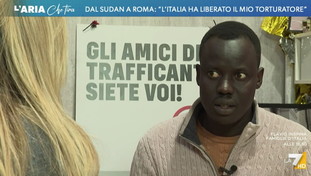 Il migrante che denuncia Meloni inizia il giro delle tv: Vittima due volte
