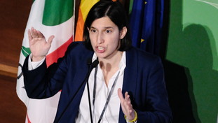 L'imbarazzo di Schlein per l'indagine sul tesoriere Pd: esplode il caso