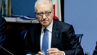 “Reato grave rivelare un segreto di Stato”. Mantovano azzanna Lo Voi