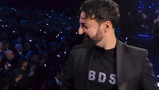 Spunta la maglietta anti-Israele: bufera social per il duetto Brancale-Amoroso